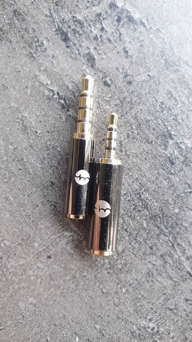 Переходник адаптер 3.5 мм mini-jack на 2.5 мм mini-jack