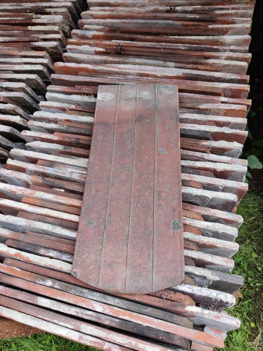 KODERSDORF Zabytkowa niemieckia dachówka ceramiczna karpiówka Kodersdo