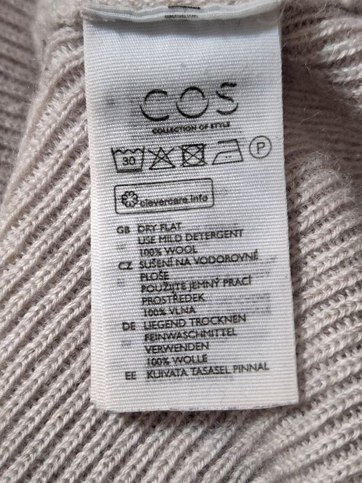 Шерстяной джемпер-свитер COS