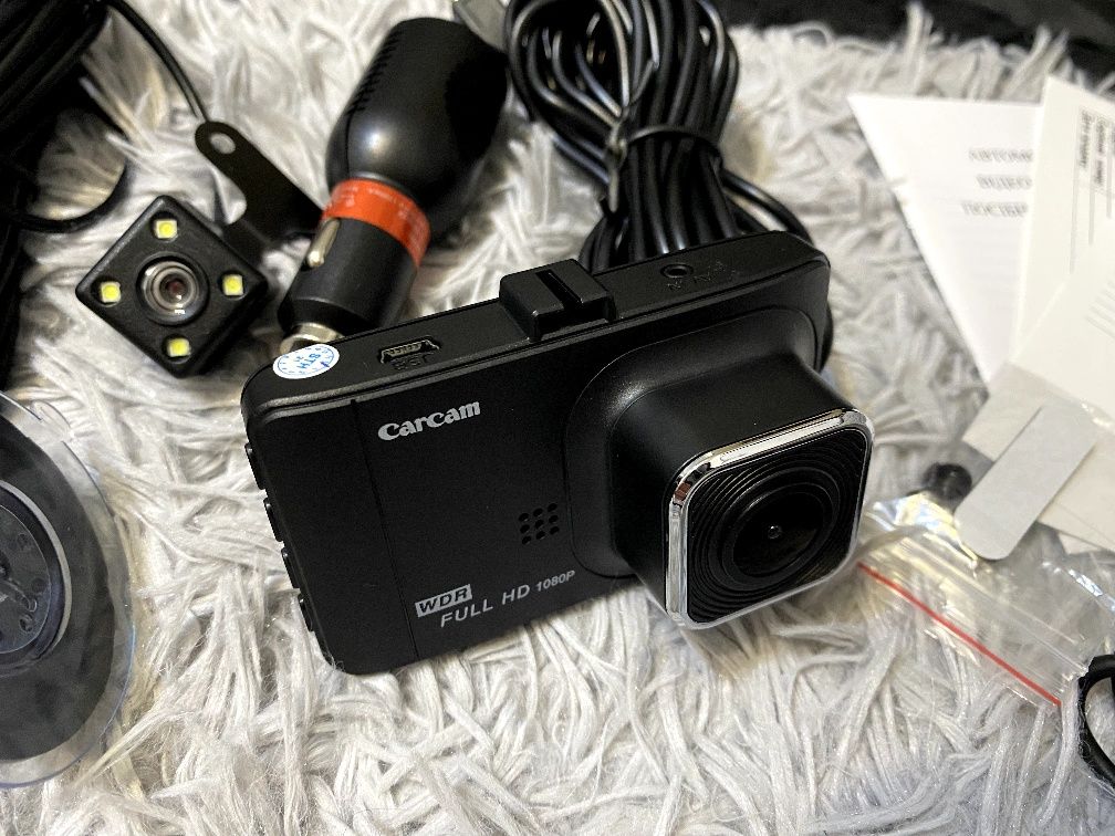 На Две камеры Видеорегистратор Carcam Т418 Dual Відеореєстратор