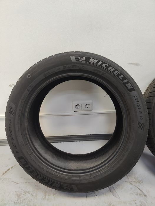 Michelin Pilot Sport 4 235/55 r19 2024