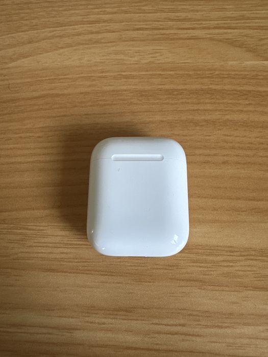 Oryginalna stacja (case) ładująca do Airpods 2 - bardzo dobry stan
