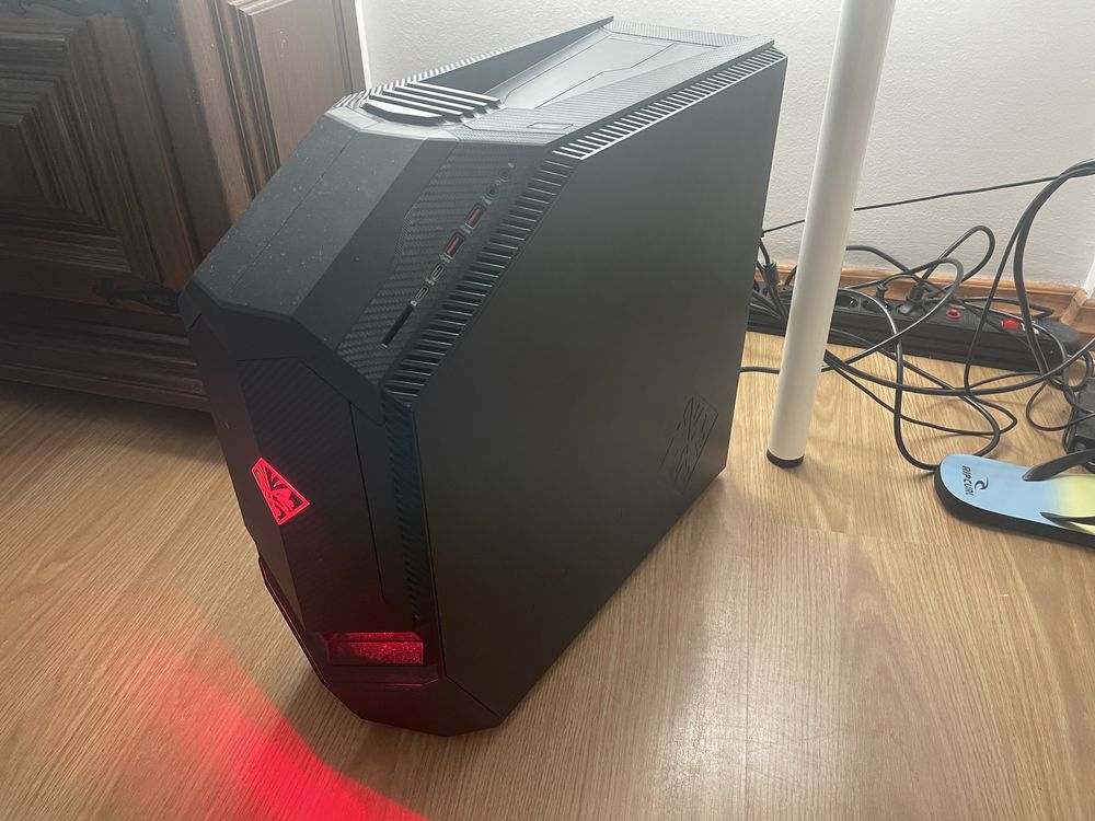 HP Omen PC GAMING (GTX 1060 Ti e AMD ryzen 5)