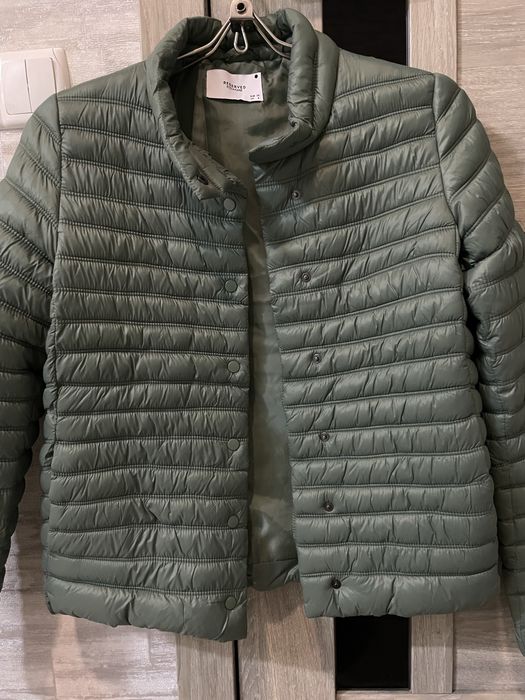 Курточка демісезонна , підійде на розмір 44-46