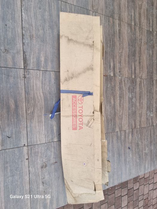 Bagażnik dachowy Toyota Avensis