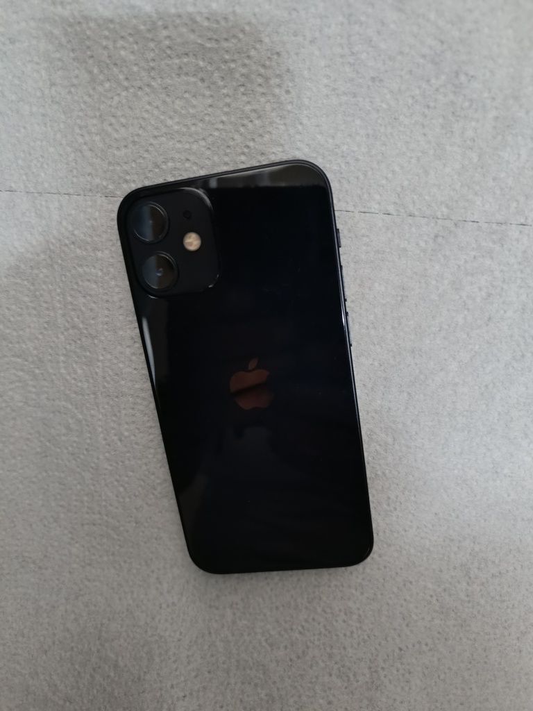 Smartfon Apple iPhone 12 mini 4 GB / 128 GB 5G czarny