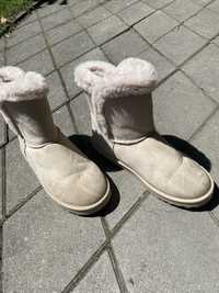 Buty śniegowce typu Emu