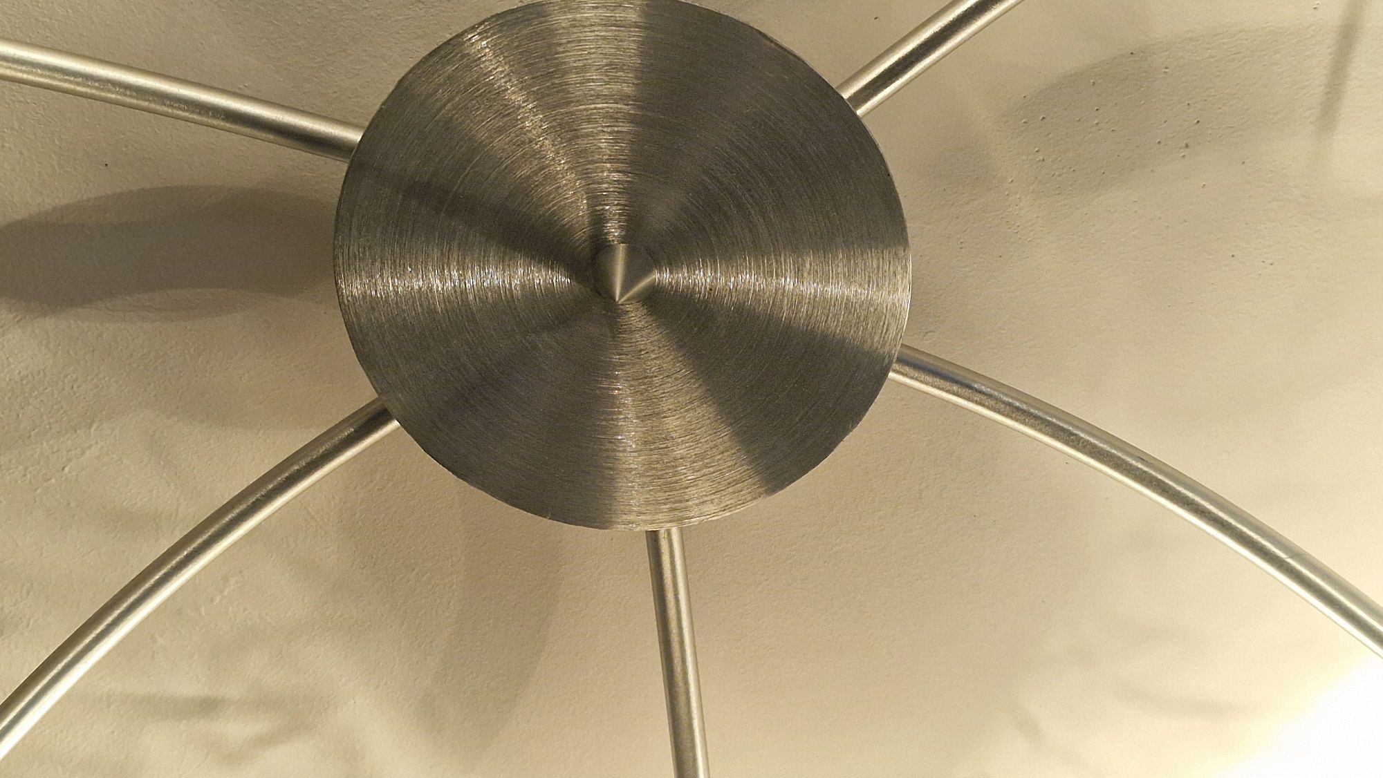 Lampa sufitowa jak nowa