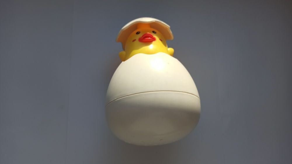 Яйце для купання з качечкою всередині 10×10×14 см