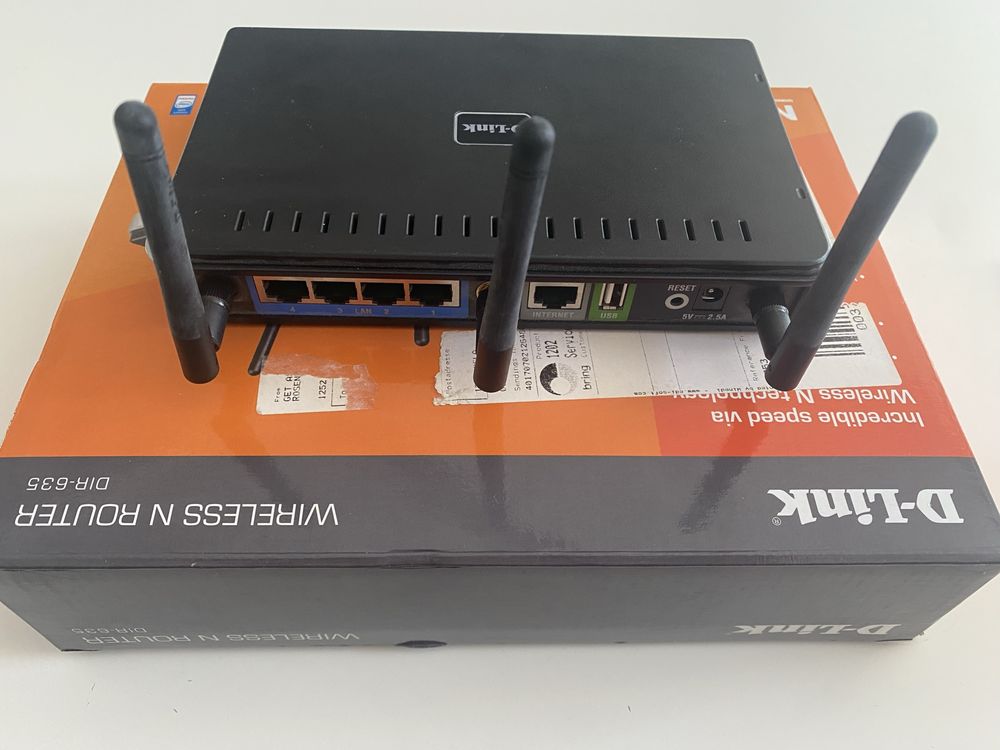 Router D-Link DIR-635