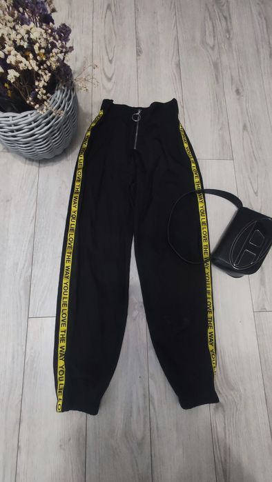 Жіночі штани хс-с