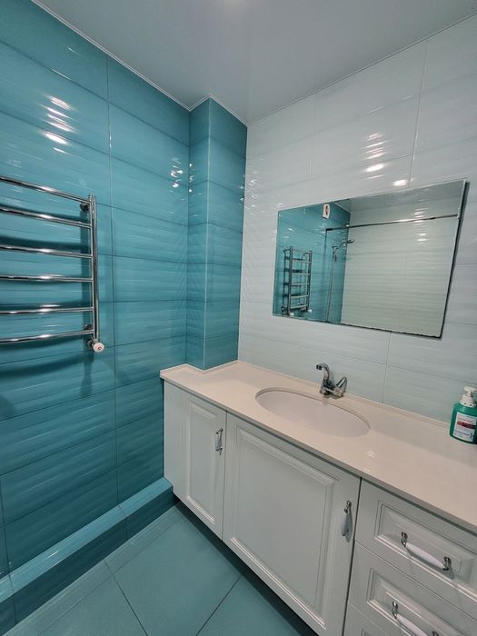 Продам 2 ком з АО, 4й поверх, Є Оселя, Меблі, техніка
