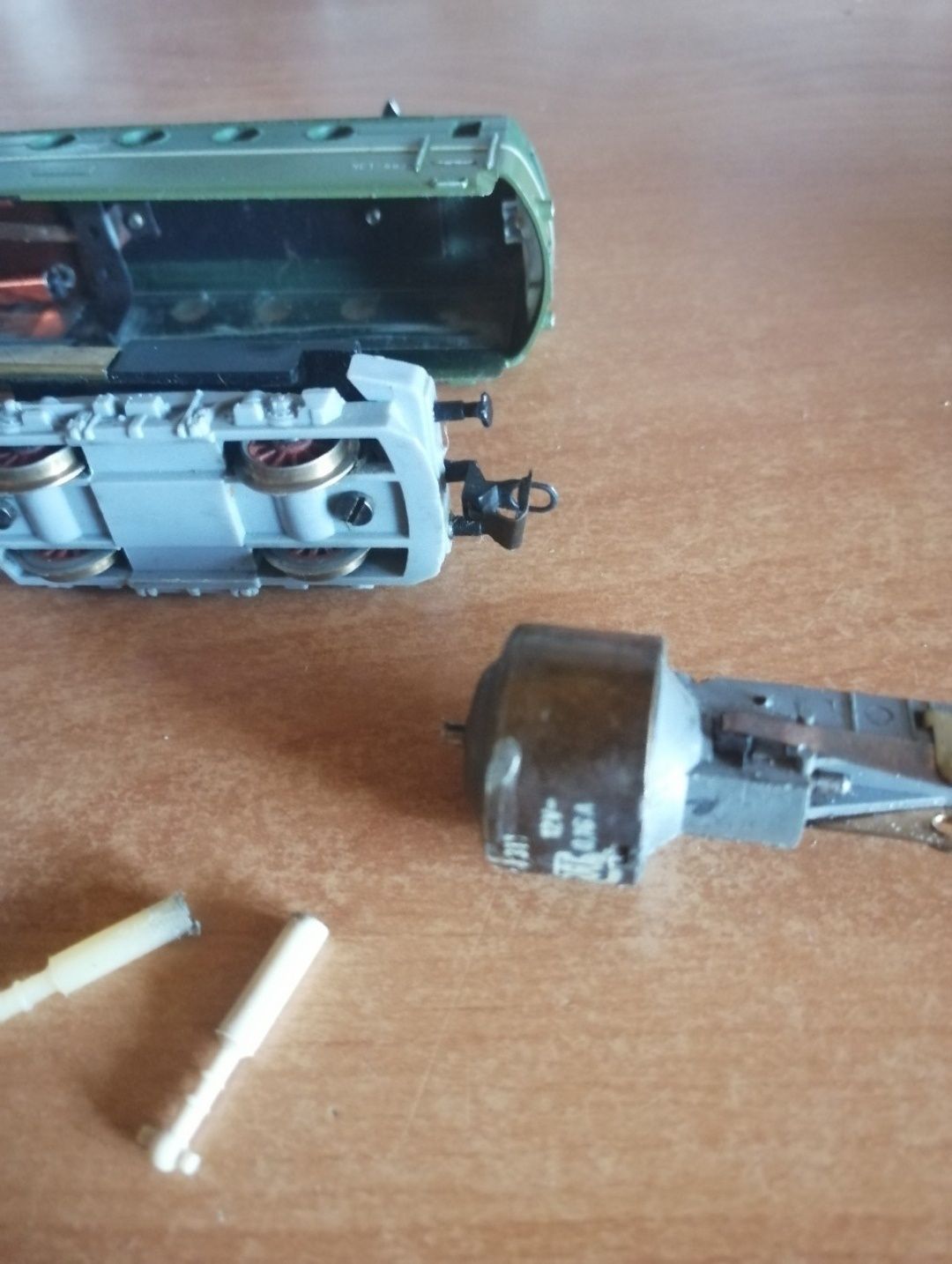 Elektrowóz lokomotywa do kolejki elektrycznej w skali tt