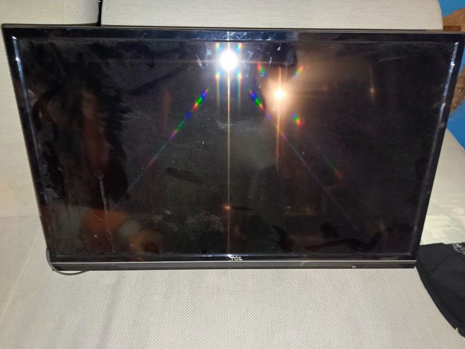 Telewizor 32 Led TCL L32E3003/ Blaupunkt 100AMR