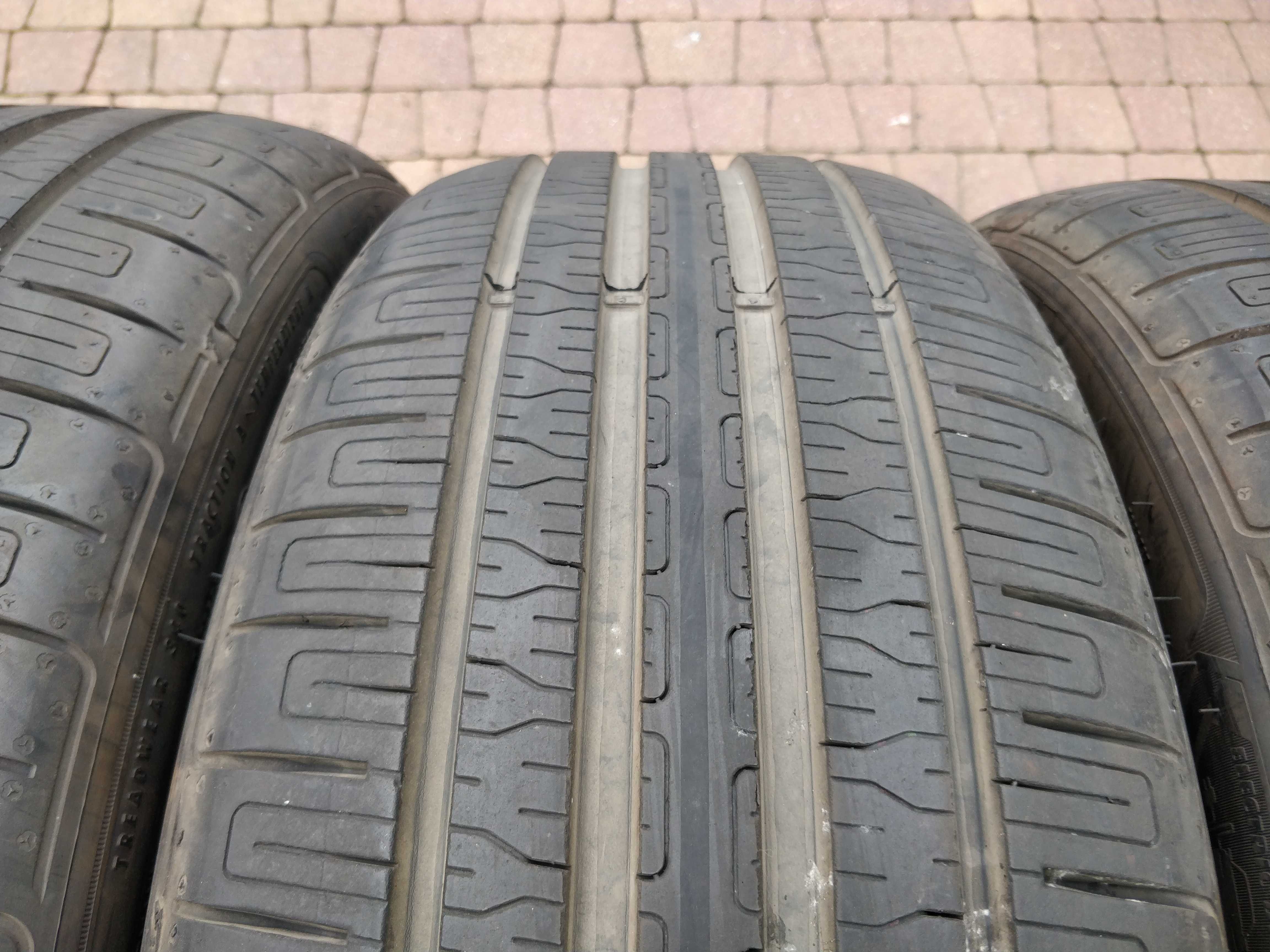 3111. Opony letnie 215/45/20 Goodyear 2022r 7mm cena za 4szt