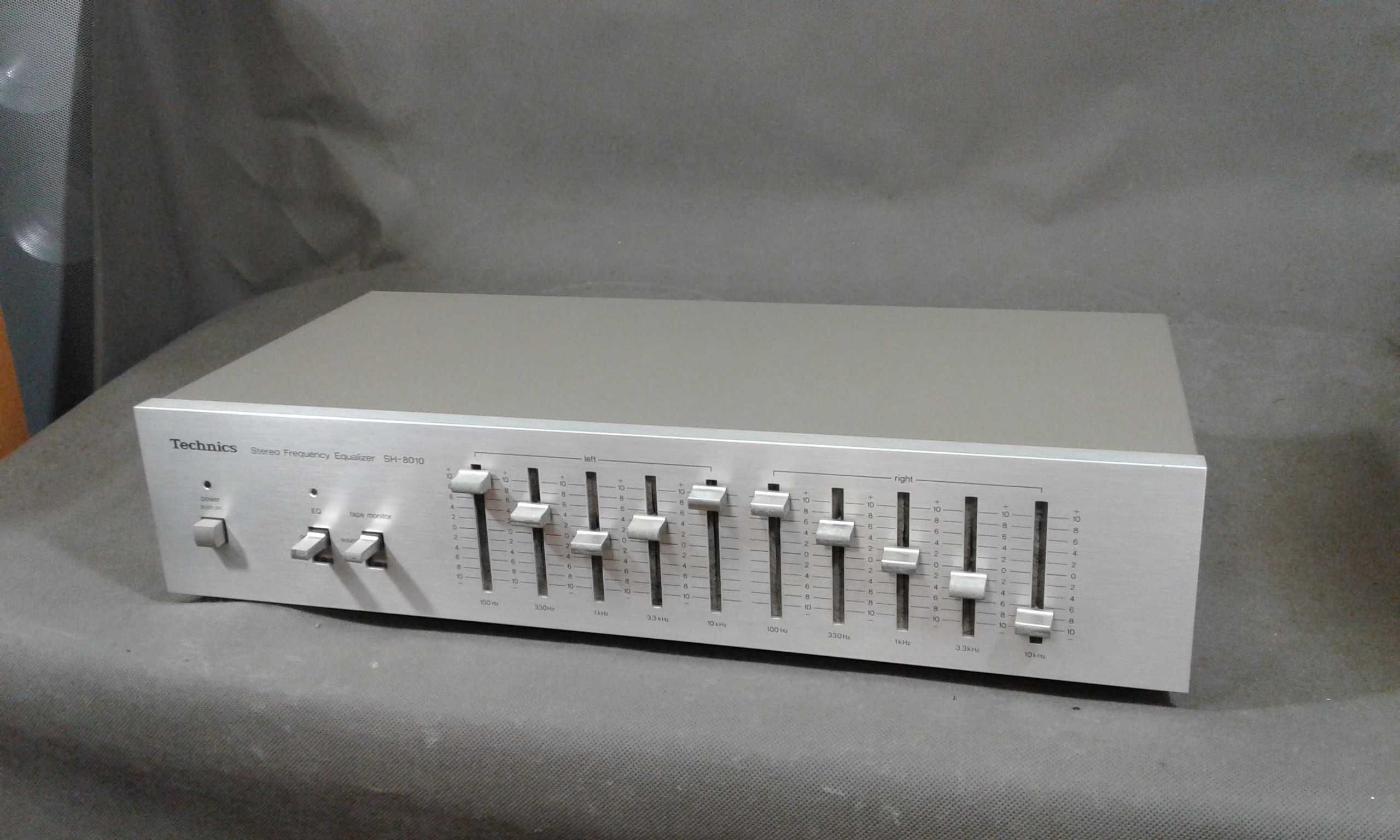 TECNICS SH-8010,korektor graficzny