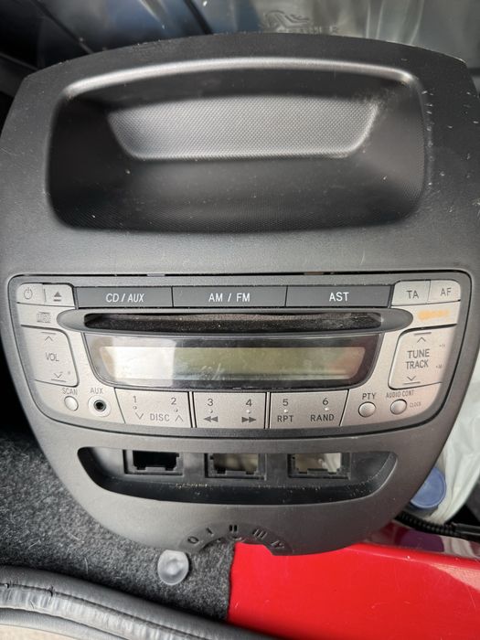 Radio e consola oara Toyota aygo ou peugeo 107