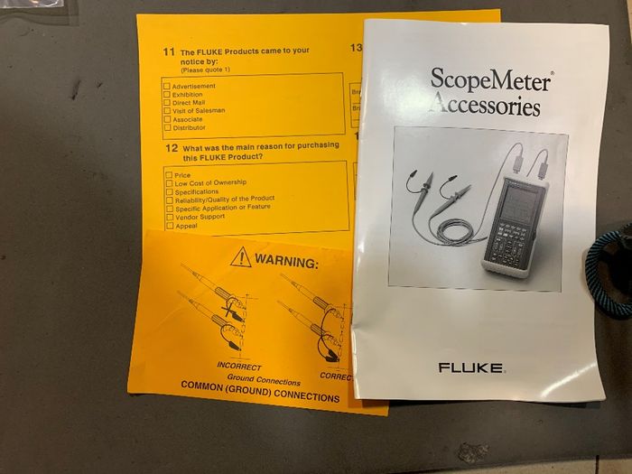 Philips Fluke PM97 50 MHz Digital Osciloscopio /Multimetro Portátil