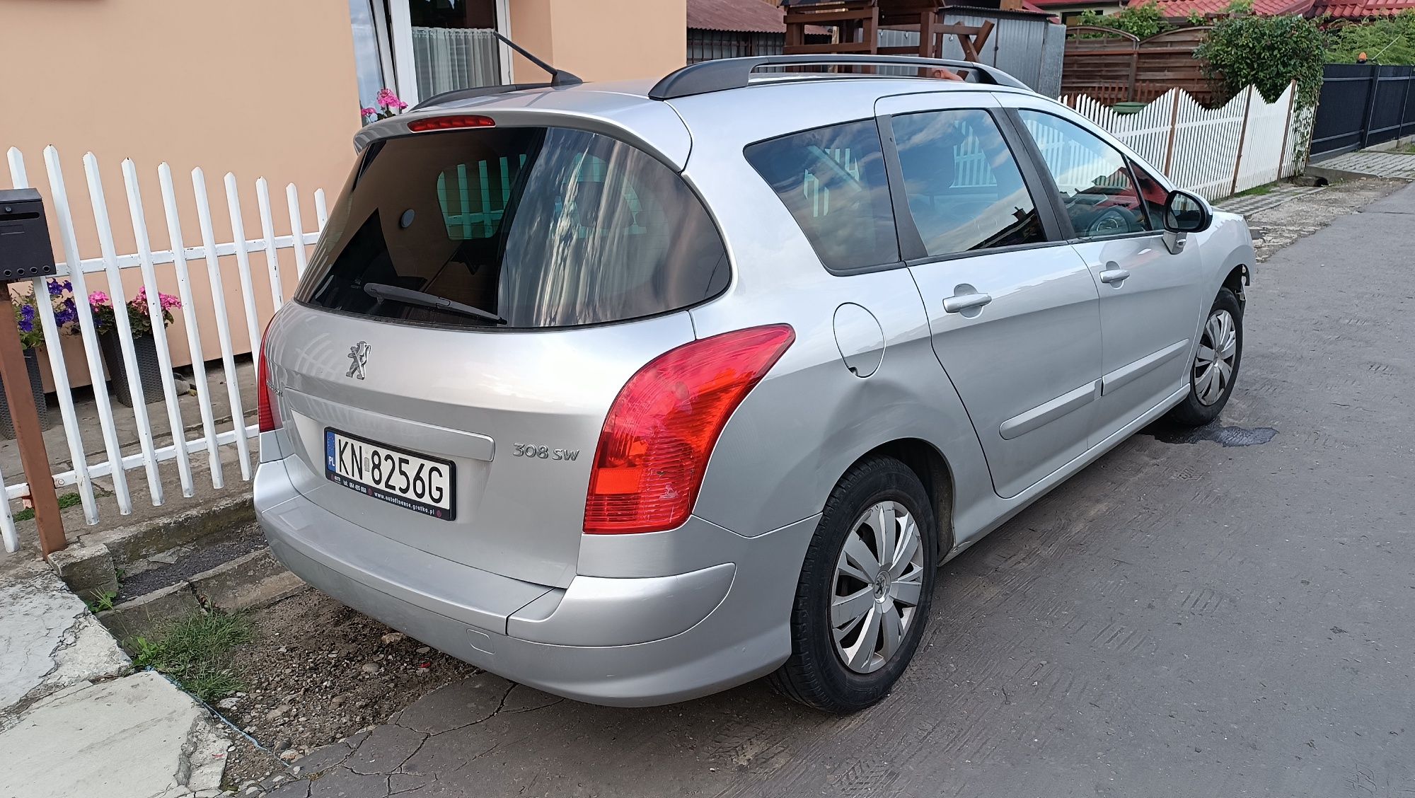 Sprzedam uszkodzone auto Peugeot 308 sw