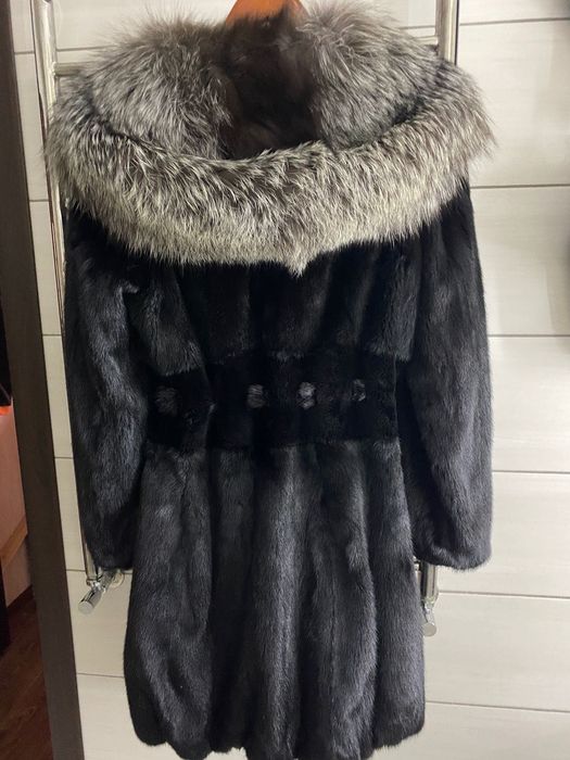Шуба жіноча норкова