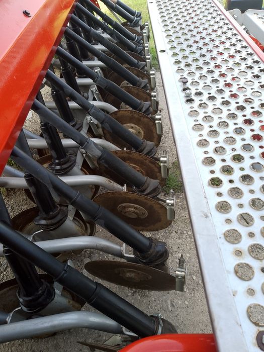 Siewnik talerzowy 3m Kongsilde JAK NOWY!! Amazone Lemken kverneland