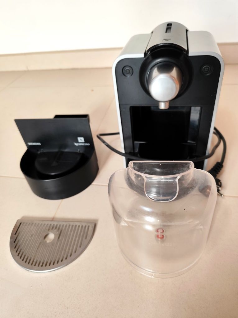 Máquina de Café Nespresso Siemens TK30N01 - Peças em separado