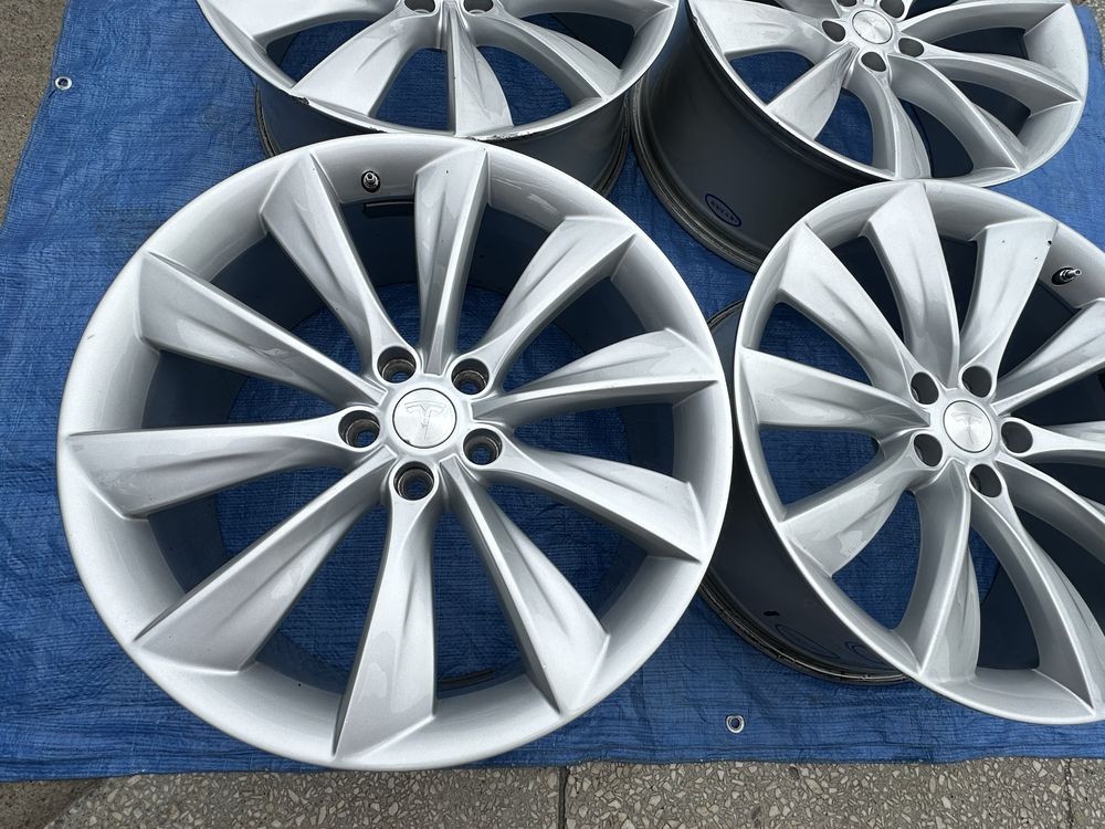 Felgi aluminiowe Tesla S 21 5x120 oryginalne