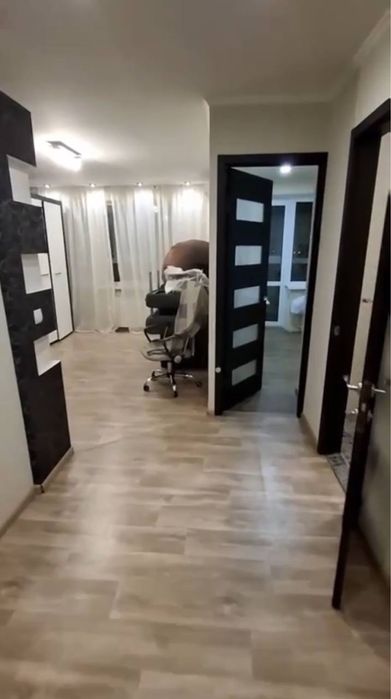 Здається двокімнатна квартира  лівий берег