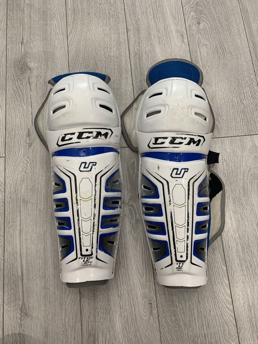 Щитки дл хоккея CCM 14” 36см