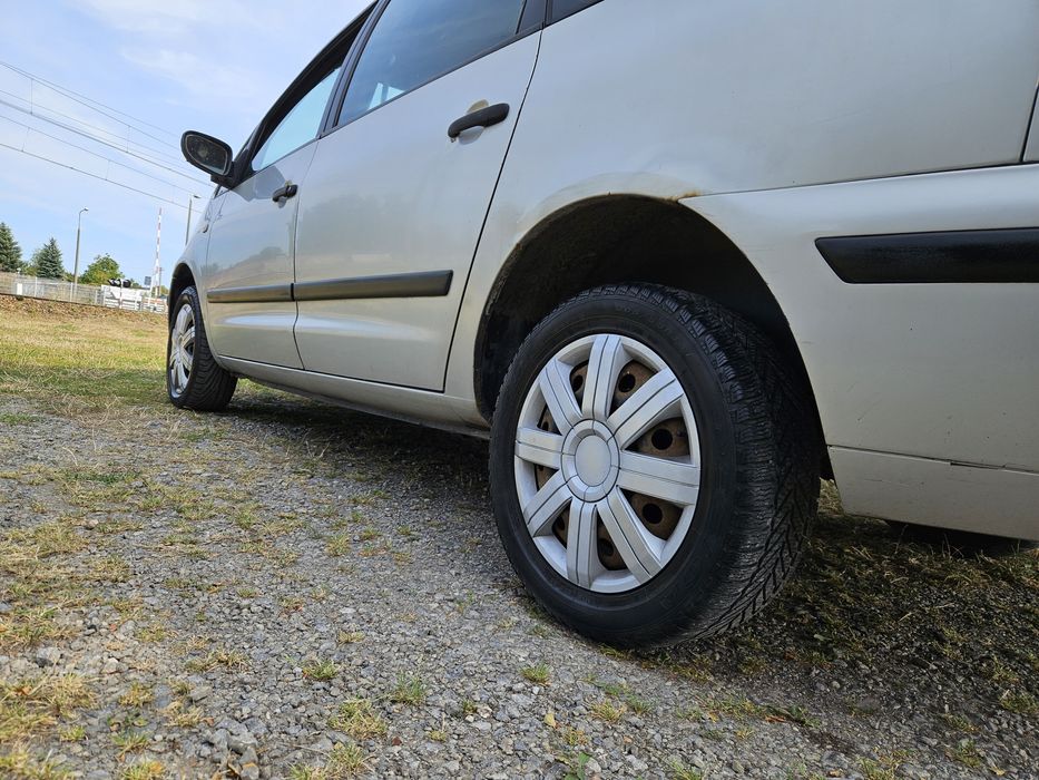 Ford Galaxy 2002 рік 1,9 TDi  7 місць для військових