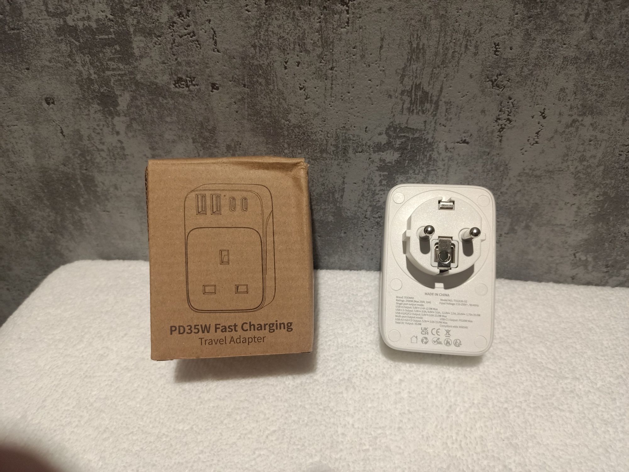 Wtyczka adaptera UK-EU, PD 35W Fast Charge USB C European Travel
