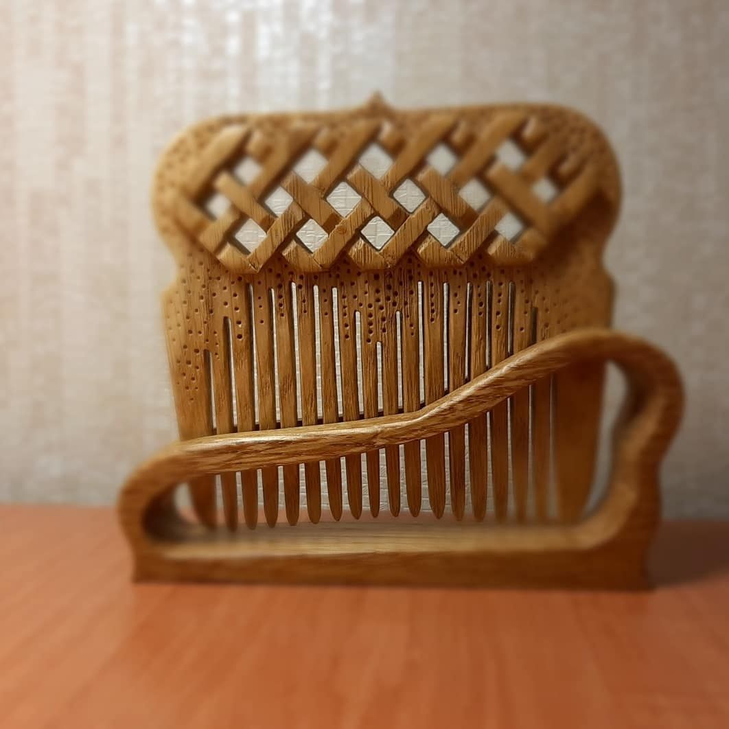Продам гребни из дерева ручной работы