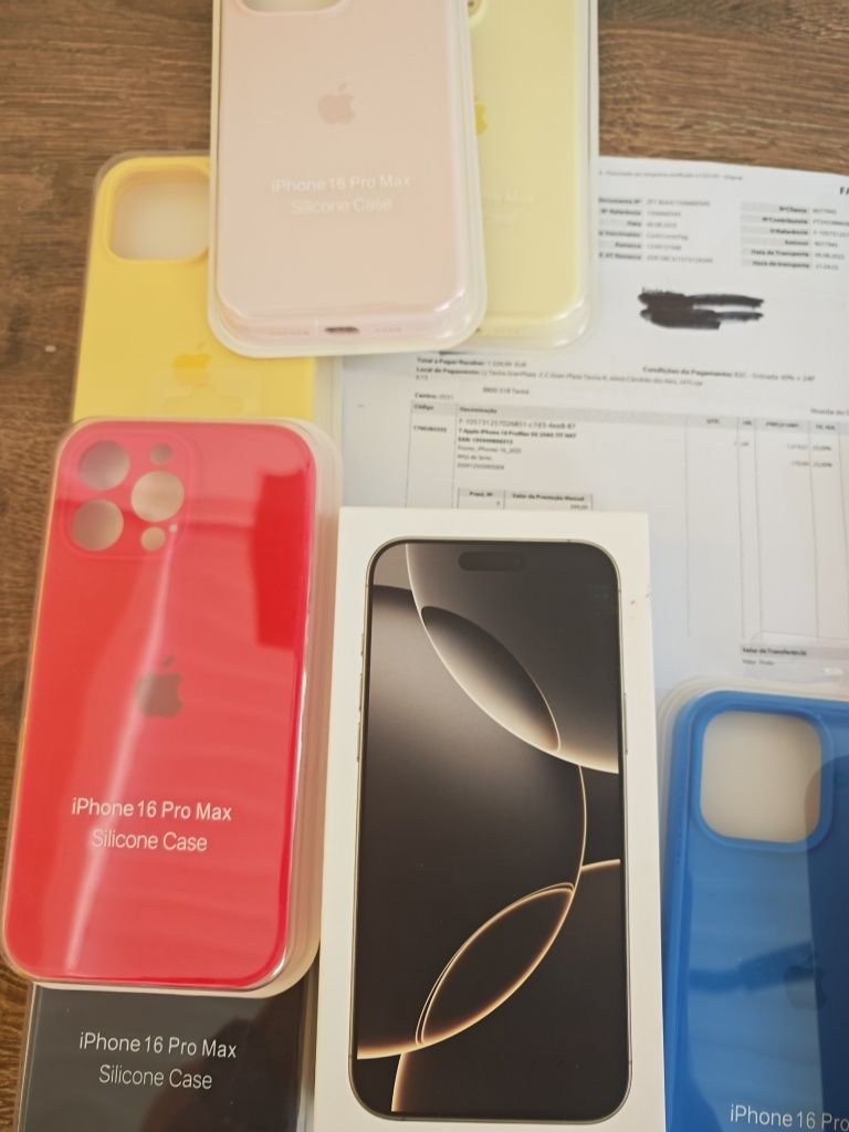 iPhone 16 Pro Max 6.9" 256GB Natural Titanium C/Garantia Selado