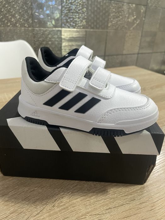 Nowe buciki Adidas rozmiar 26