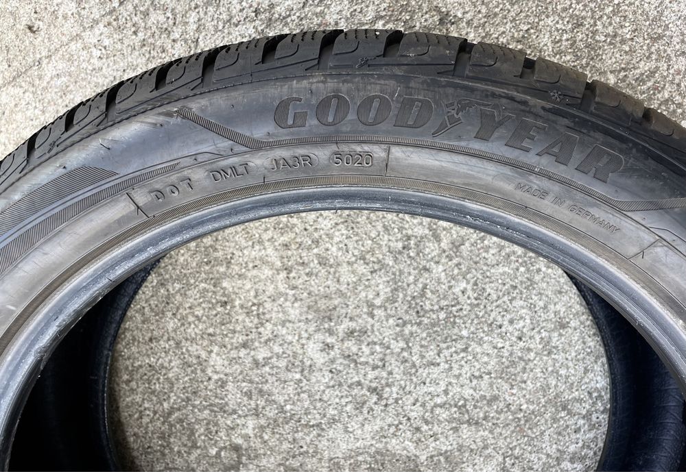 4x opony zimowe 215/50 r19 93T Good Year UltraGrip Performance (8mm)