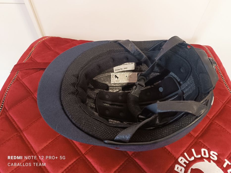 57;58;59Kask jeździecki HKM Graz granatowy brokat