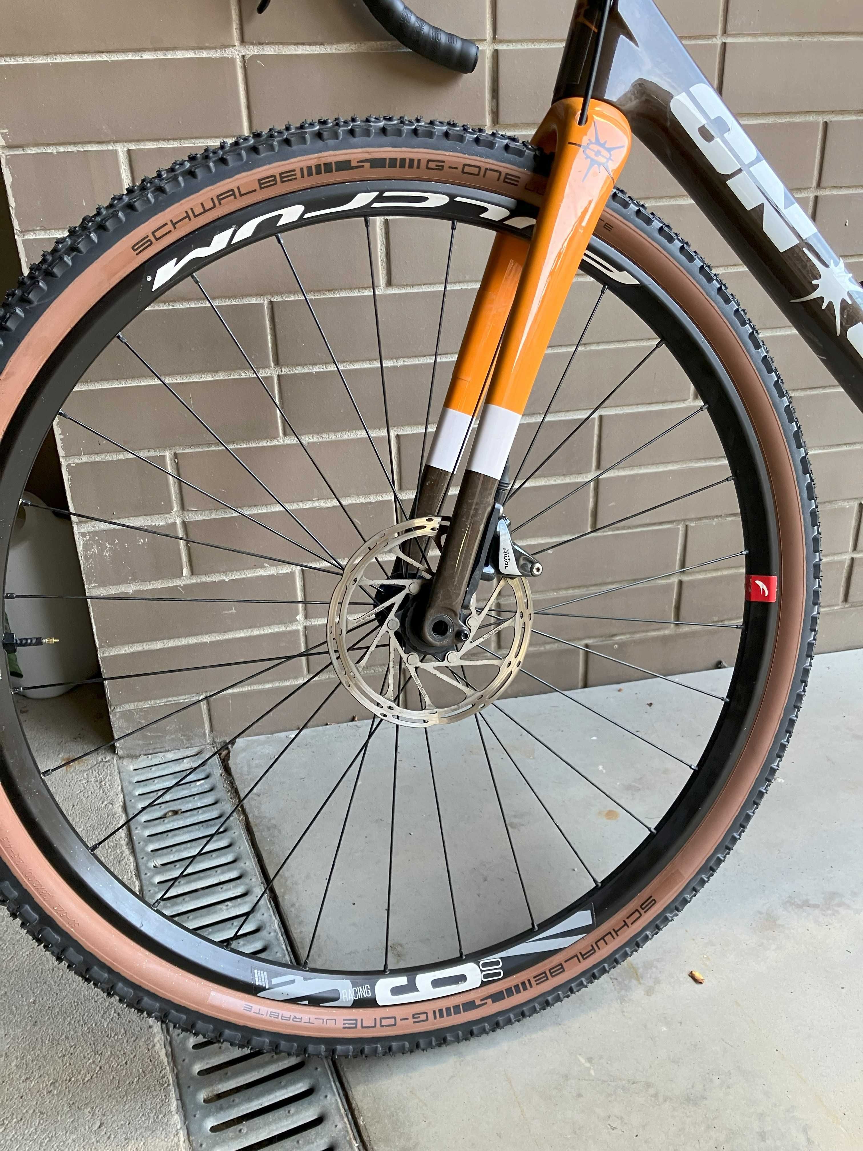 Bicicleta XL Gravel Free Ranger Carbono Sram Rival