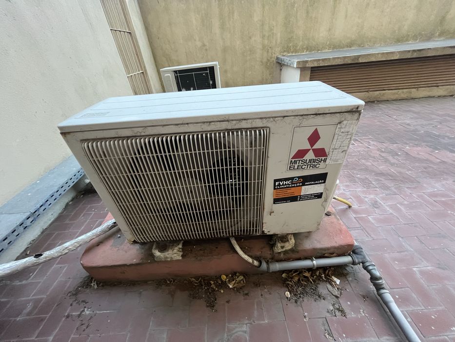 Ar condicionado. Usado.