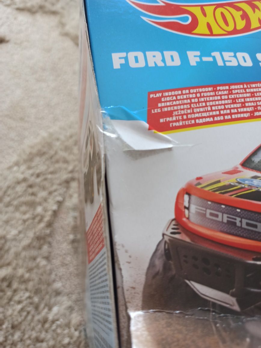 Машинка на радіокеруванні Hot Wheels RC Ford F 150