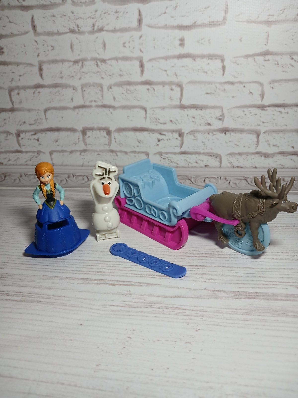 Набір формочок для пластиліну плейдо Play Doh плей до Кухня Ариель