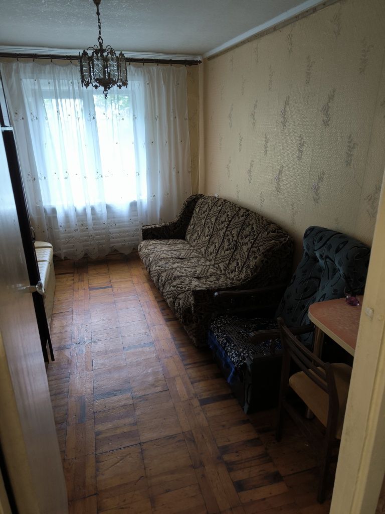 Посуточно, двушка на правом, Осипенко