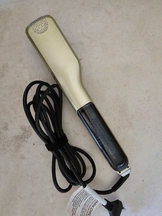 Alisador de cabelo a vapor