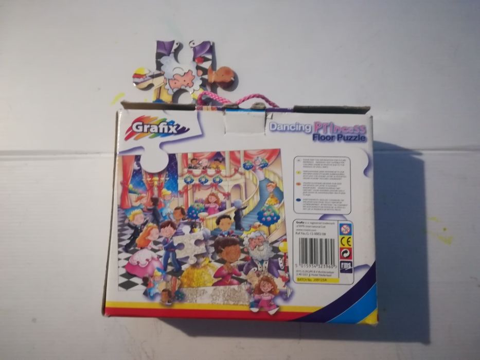 Puzzle 45 peças - Menina