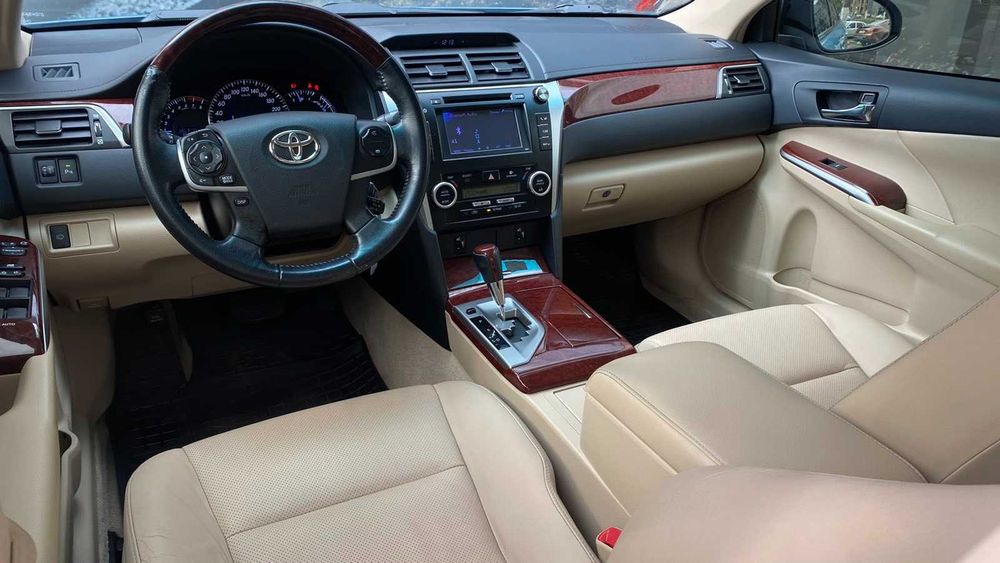 Toyota Camry 2012