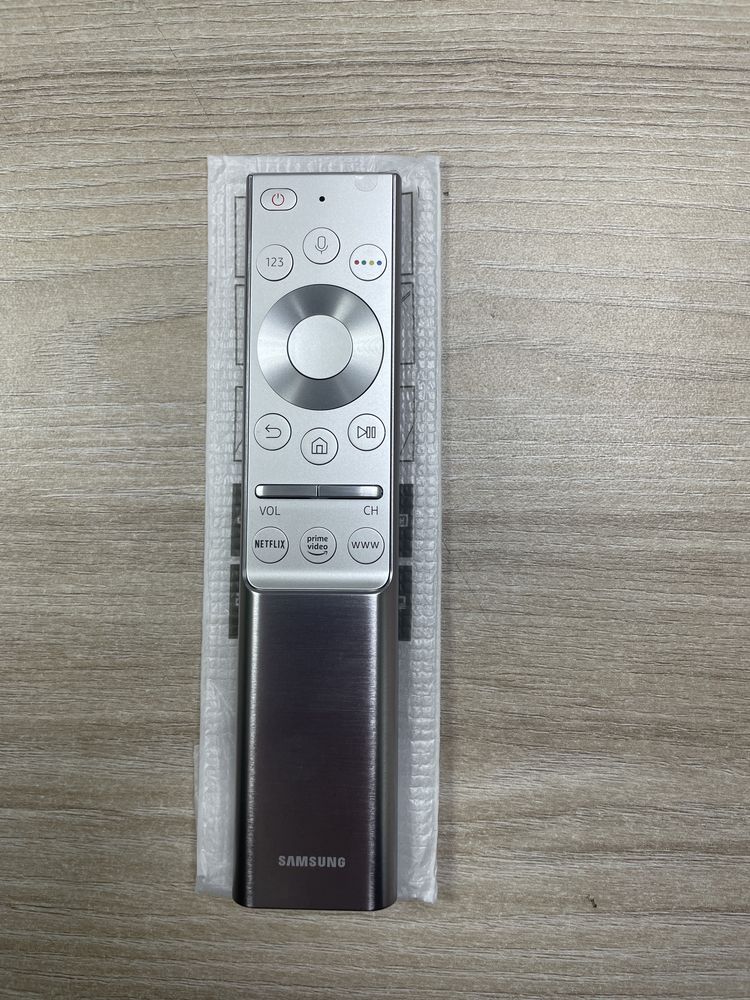Оригінальний металевий пульт Samsung BN59-01311H з голосом.