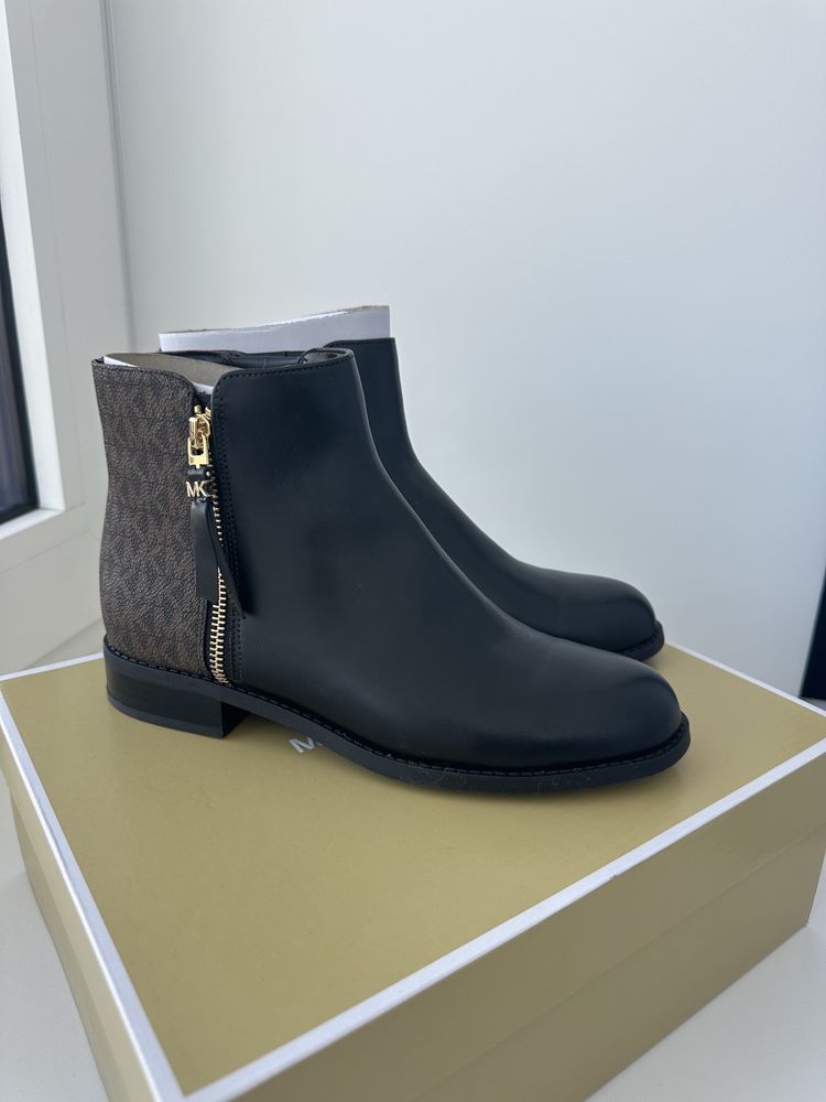 Ботинки, сапожки  Michael Kors оригинал