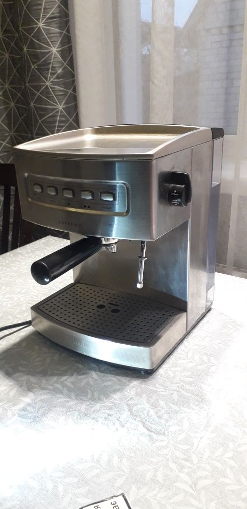 Продам кавоварку   Zelmer 13Z013  !!Гейзерна кавоварка в подарунок!!!
