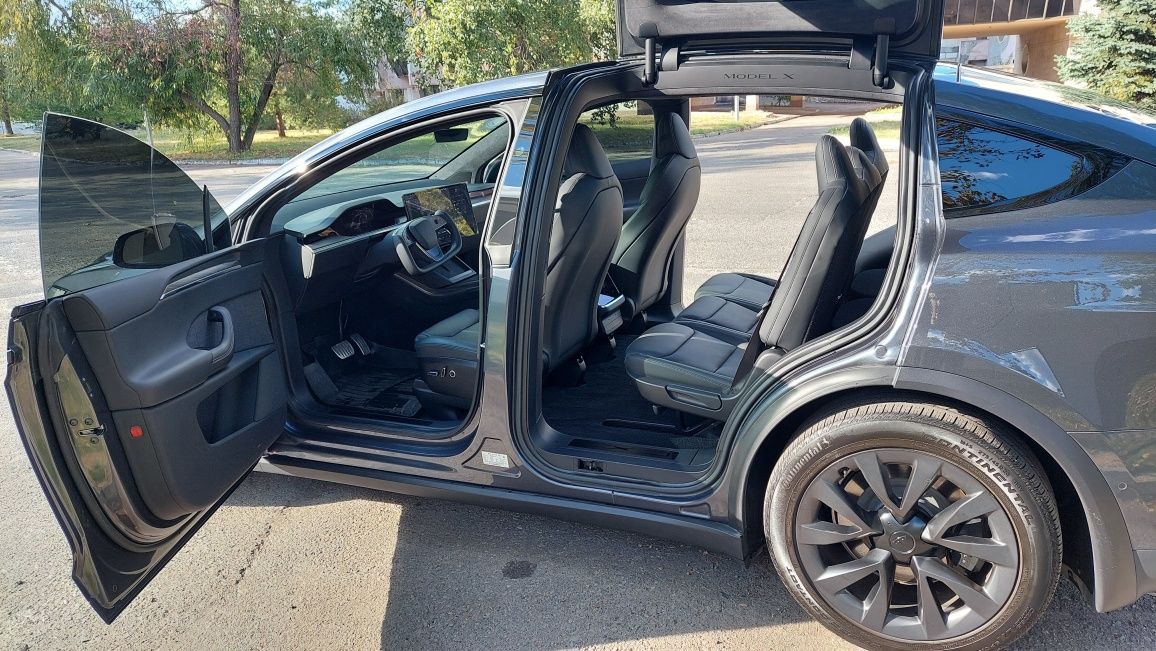 Tesla Model X Long Range