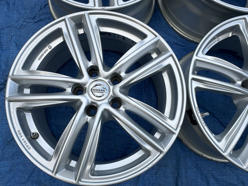 Felgi aluminiowe 17 5x114,3 Nissan Renault Honda Toyota
