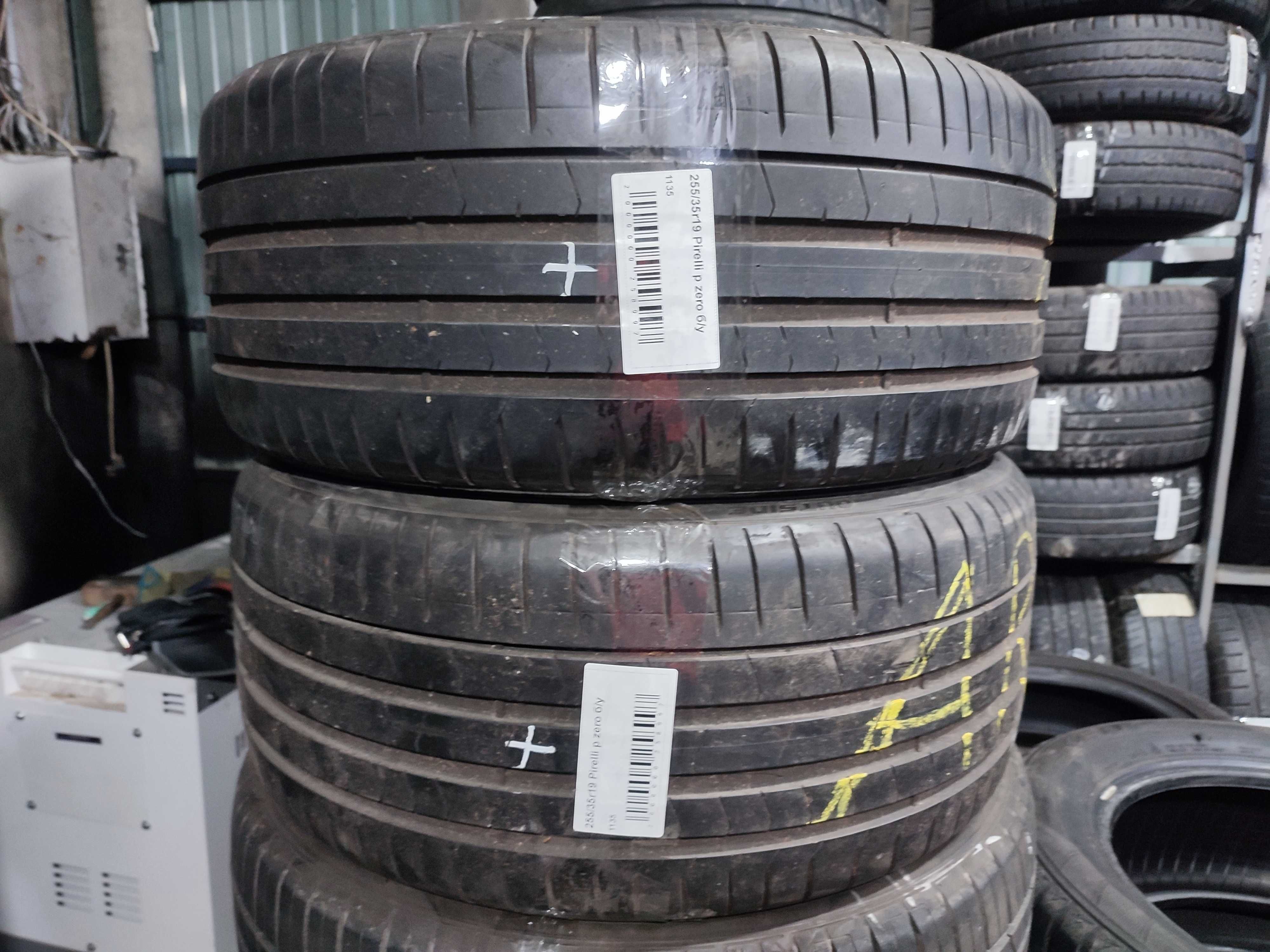 Шины б/у 255/35 r19 Pirelli P Zero